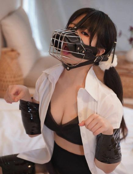 25岁女高中