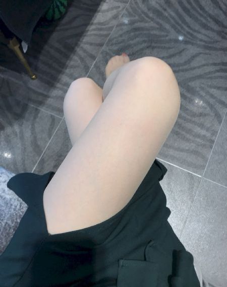 巨大贯穿求饶哭泣np