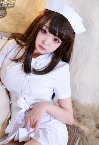 《黑皮辣妹》