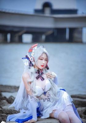 笨拙之极的上野